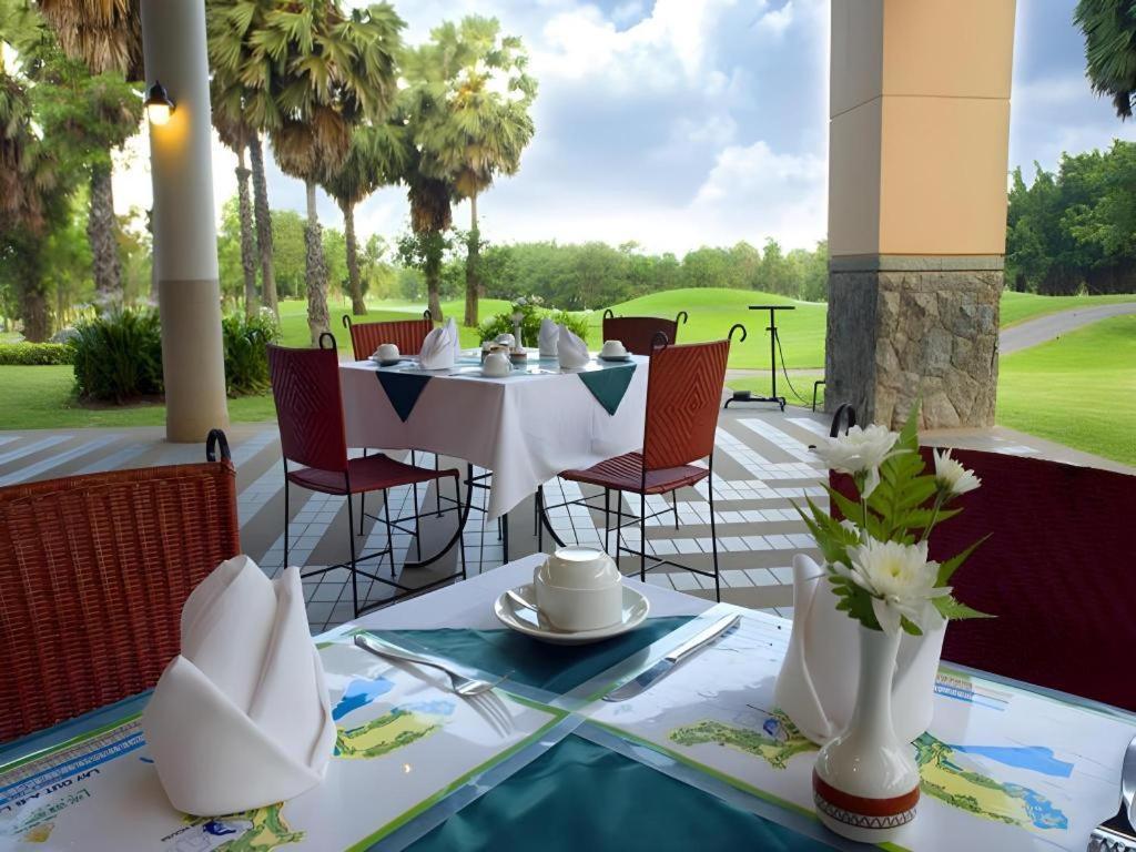 Lake View Hotel And Golf Club Hua Hin Esterno foto