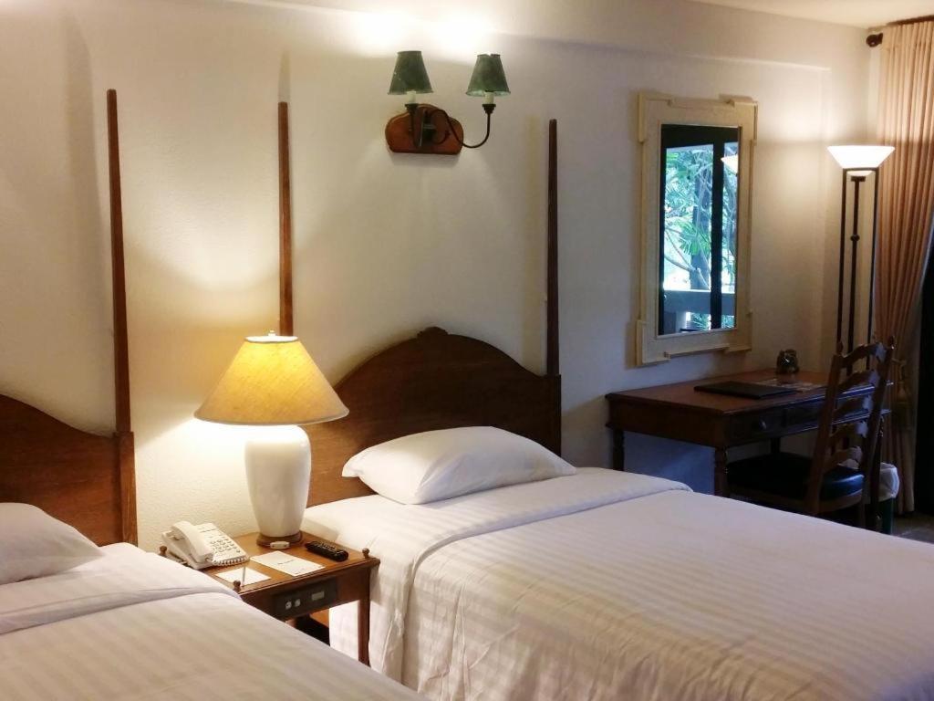 Lake View Hotel And Golf Club Hua Hin Esterno foto
