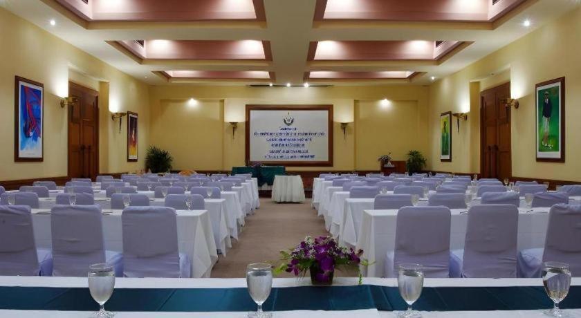 Lake View Hotel And Golf Club Hua Hin Esterno foto