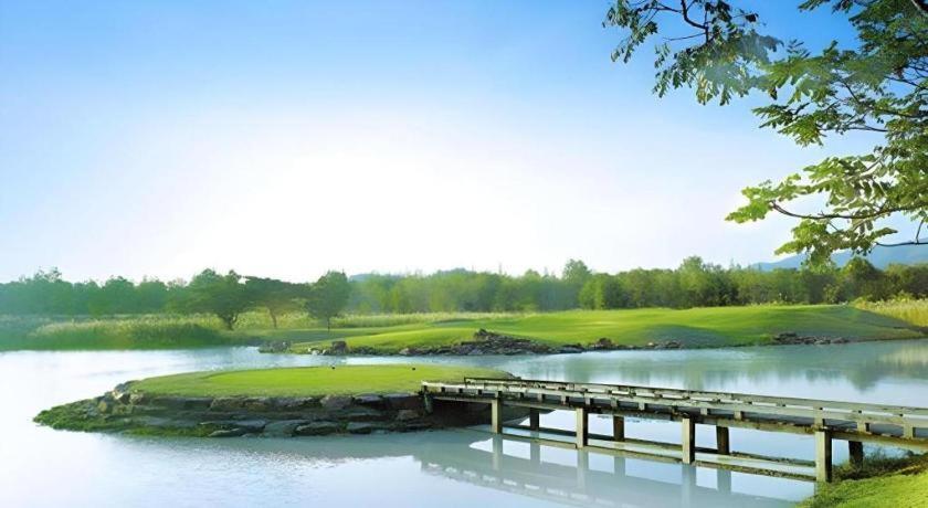 Lake View Hotel And Golf Club Hua Hin Esterno foto